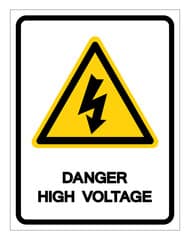 Foto del cartello segnaletico del pericolo di alto voltaggio, un triangolo giallo con un fulmine nero